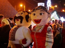Русский сарафан и шароварщина: в сети вспыхнул скандал из-за ярмарки в Ивано-Франковске