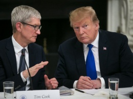 Трамп договорился с Китаем: iPhone пока не подорожает