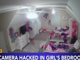 Хакер подключился к видеокамере в детской спальне и представился Санта-Клаусом