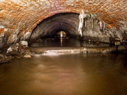 «Лучше всматриваться в детали»: где под Днепром течет подземная река