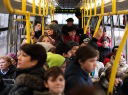 «Каркас вместо сиденья»: пассажиров перевозят сломанные маршрутки
