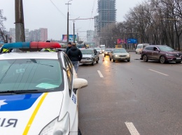 В Днепре возле "Дафи" столкнулись 4 авто: движение затруднено
