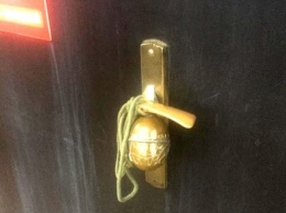 В Ровно бизнесмен нашел гранату на дверях офиса