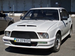 В Сети показали "Москвич" затюнингованный под Ford Mustang