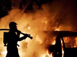 В Одессе загорелся автомобиль депутата