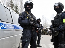 Станут невыездными: бывшим сотрудникам ФСБ запретили выезжать за пределы России