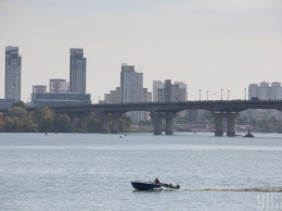 Мост Патона будут ремонтировать до 23 декабря, сообщили в Киевавтодоре