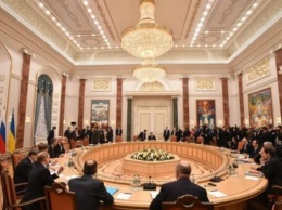 Обговорили обмен до конца года: у Кучмы раскрыли подробности последнего заседания ТКГ в Минске