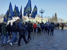 Противники рынка земли перекрыли Крещатик