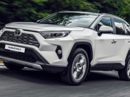 В кроссовере Toyota RAV4 перенастроят ESP после «лосиного» теста