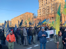 Националисты заблокировали Крещатик