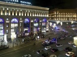 В Москве на Лубянке неизвестные устроили перестрелку с ФСБшниками: есть погибший (фото, видео)
