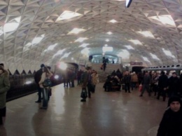 Пенсионер устроил нешуточный переполох в харьковском метро, это попало на видео