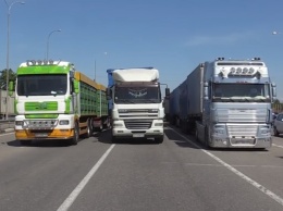 У дальнобойщиков истерика - перекрывают трассу Киев-Одесса: выдвинули наглые требования