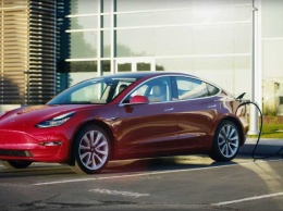 Седан Tesla Model 3 ускорился на полсекунды