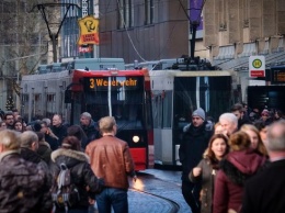 В Бонне пассажиры остановили трамвай без водителя