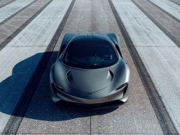 McLaren Speedtail 30 раз ускорился до 403 км/ч