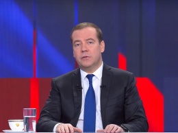 Медведев после договора по газу резко вспомнил о трехмиллиардном "долге Януковича" Украины