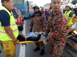 Более 20 человек погибло в ДТП с автобусом в Индонезии