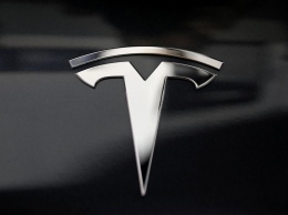 Акции Tesla взлетели до нового рекорда