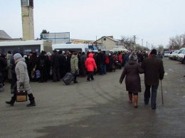 Боевики распространяют ложную информацию о закрытии КПВВ "Станица Луганская"