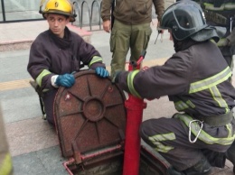В Одессе совершенствуют навыки безопасной эвакуации и тушения условного пожара