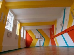 В днепровской школе № 67 открыли спортивный зал после капитального ремонта