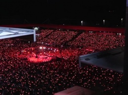 28 тыс. фанатов Униона спели при свечах на стадионе рождественские песни