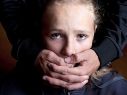 Харьковский педофил, насиловавший 9-летнюю внучку своей любовницы, получил срок