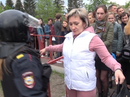 СМИ установили личности напавших на протестующих в Екатеринбурге