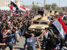 Хотел остановить протесты: Президент Ирака отказался назначить проиранского премьера и заявил об отставке