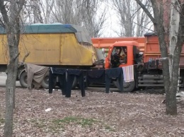 В Николаеве придумали, что делать с отстойником фур на улице Космонавтов