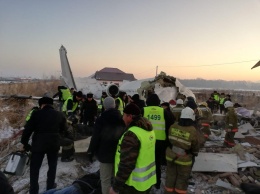 Количество жертв авиакатастрофы в Казахстане возросло до 14