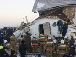 В Казахстане разбился самолет: 15 погибших
