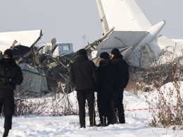 Спасательные работы на месте крушения самолета в Алма-Ате завершились
