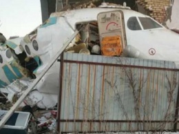 "Кричали, что может взорваться": очевидцы рассказали детали авиакатастрофы в Казахстане