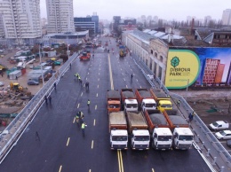 В Киеве испытали на прочность Шулявский мост