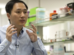 Китайца, отредактировавшего геном человека, посадили на три года