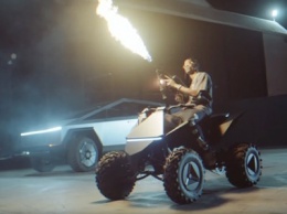 Cybertruck, квадроцикл и «неогнемет» Илона Маска стали героями видеоклипа [ВИДЕО]