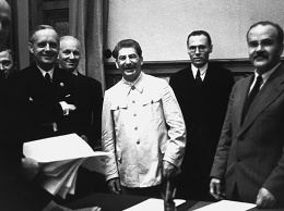 Германия напомнила Путину, как Сталин и Гитлер разделили Польшу
