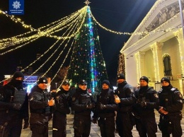 Полицейские Мариуполя сообщили, как прошла новогодняя ночь