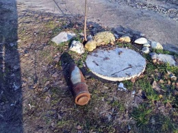На Днепропетровщине нашли современный артиллерийский снаряд