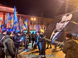 Как в Киеве и других городах проходит марш националистов в честь дня рождения Бандеры. Обновляется