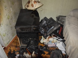На Таирова чуть не сгорела квартира из-за закоротившего телевизора
