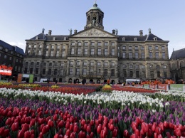 Нидерланды официально отказались от "Голландии"