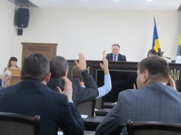 В Терновке еще раз на 1 млн 700 тыс. грн обворовали бюджет громады, - заявил депутат Айзатулов