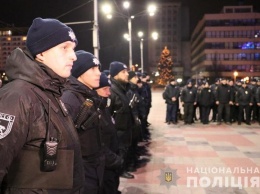 Более 1000 правоохранителей, 620 протоколов и ни одного тяжкого преступления: в запорожской полиции рассказали, как прошла новогодняя ночь