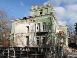 Дело на 20 миллионов: суд вернул Одессе земли бывшего санатория Чувырина