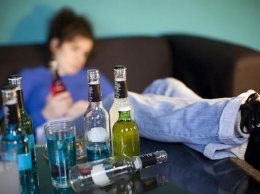 На Полтавщине от передозировки алкоголем умер подросток