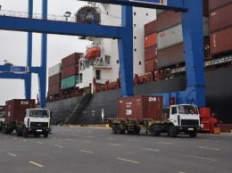 В прошлом году морпорты Украины впервые за 10 лет перевалили свыше миллиона TEU контейнеров